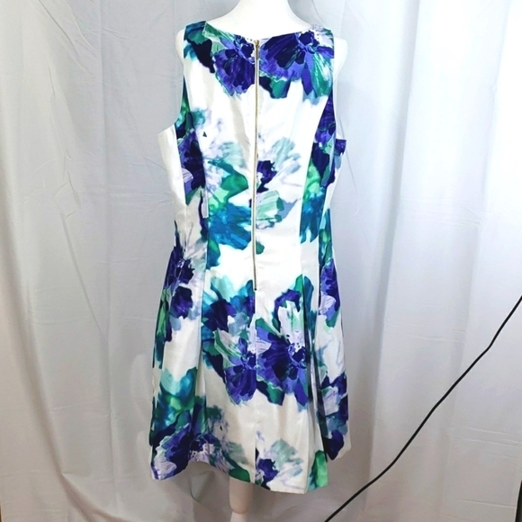 DB Established 1962 White, Purple and Green Floral Dress Size 16 - Picture 4 of 7